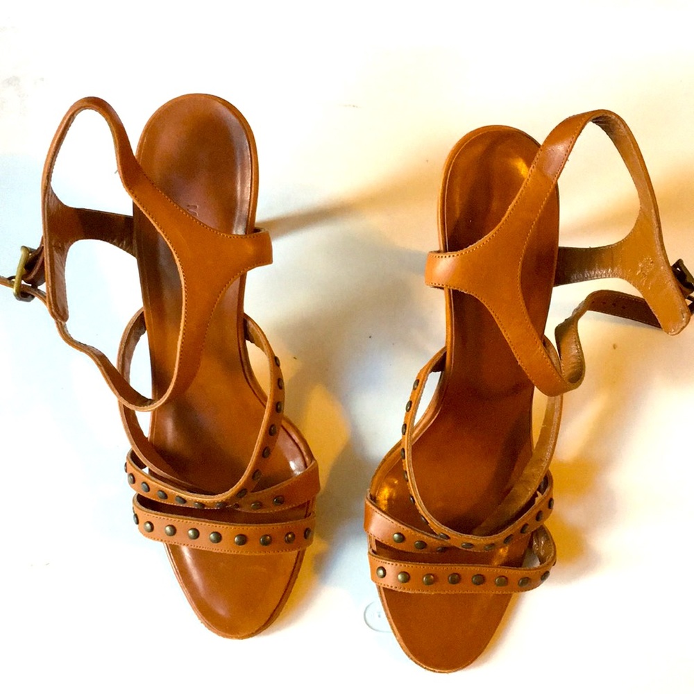 Manilo Blaniks gladiator leather heels